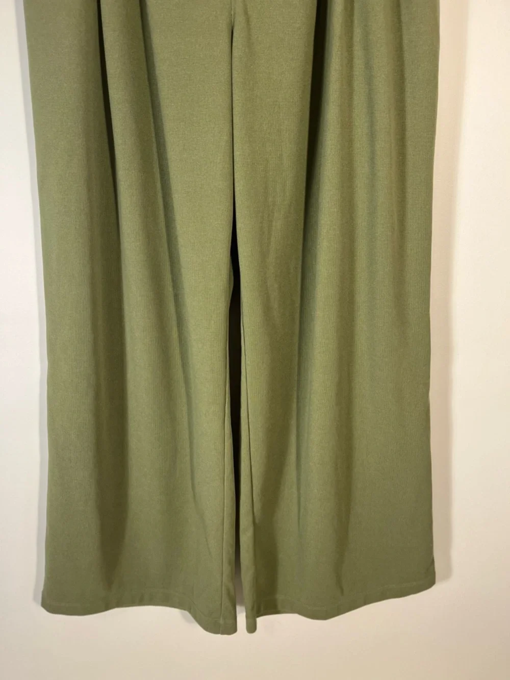 Halara Flex High Waisted Pocket Wide Leg Waffle Work Pants Olive Large - Picture 3 of 11